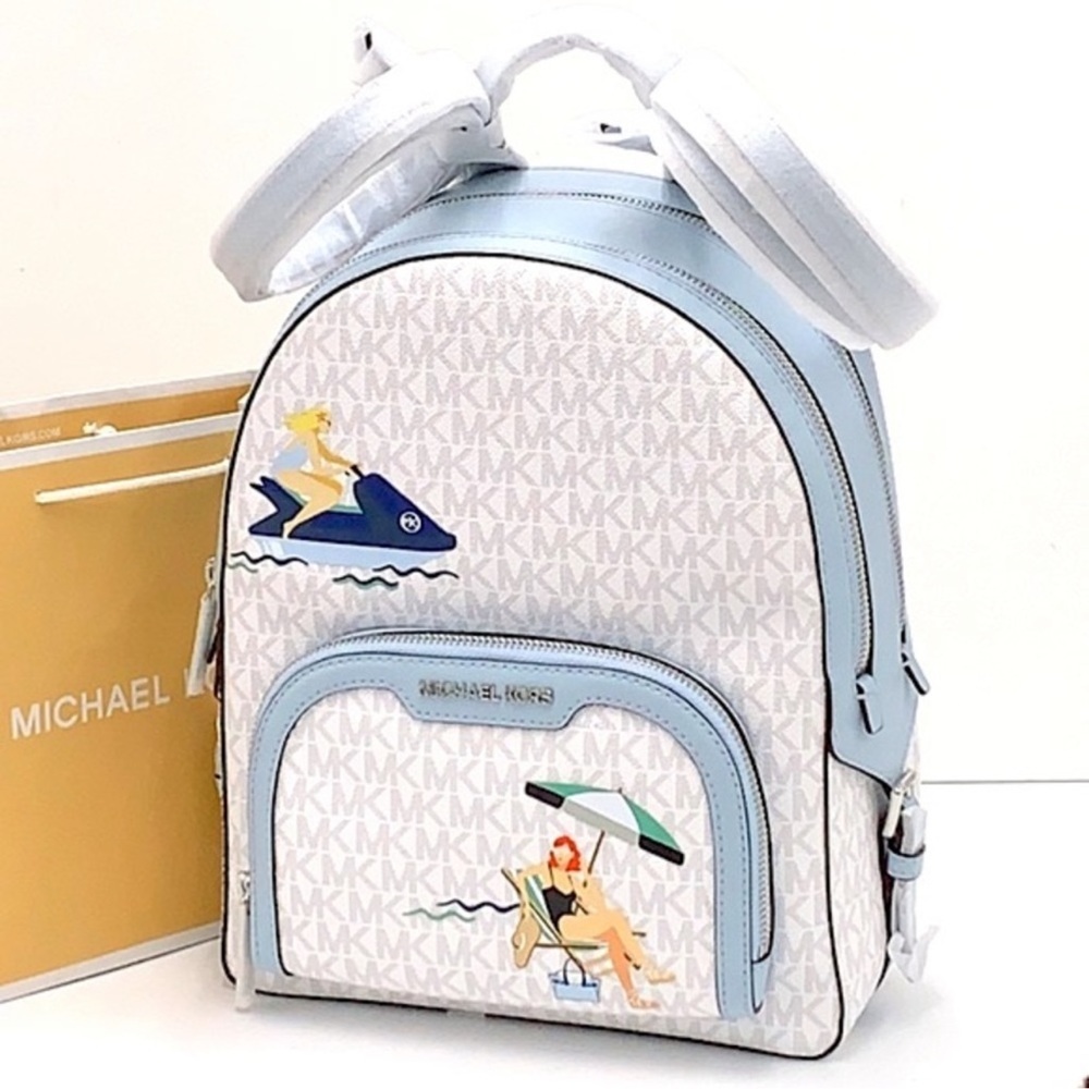 MICHAEL KORS JET SET GIRLS JAYCEE MEDIUM
BACKPACK BRIGHT WHITE/ BLUE COLOR
NWT